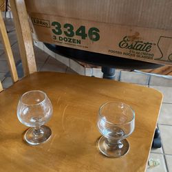 Glasses 12 Of First  Style And 15 Of the Second Style