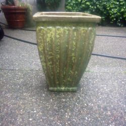 Ceramic Pot 