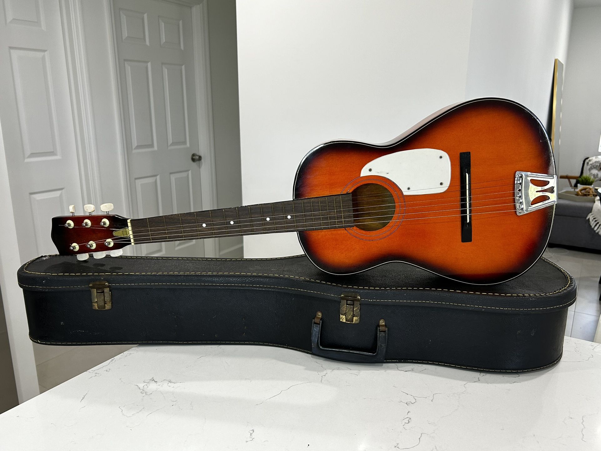 Vintage 1/2 Size Acoustic Guitar 1970’s with Hard case sunburst finish