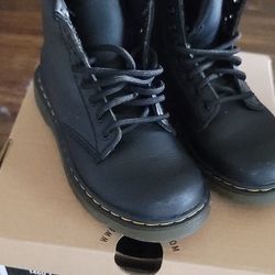 Dr.Martens Kids Shoes Size9