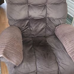 Brown Lazy Boy Recliner  $50 OBO Need Gone New Chair Delivered