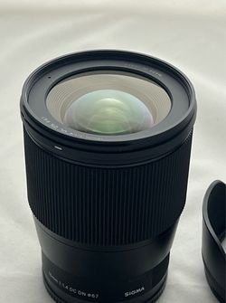Sigma 16mm f/1.4 DC DN Contemporary Lens for Sony E Mount