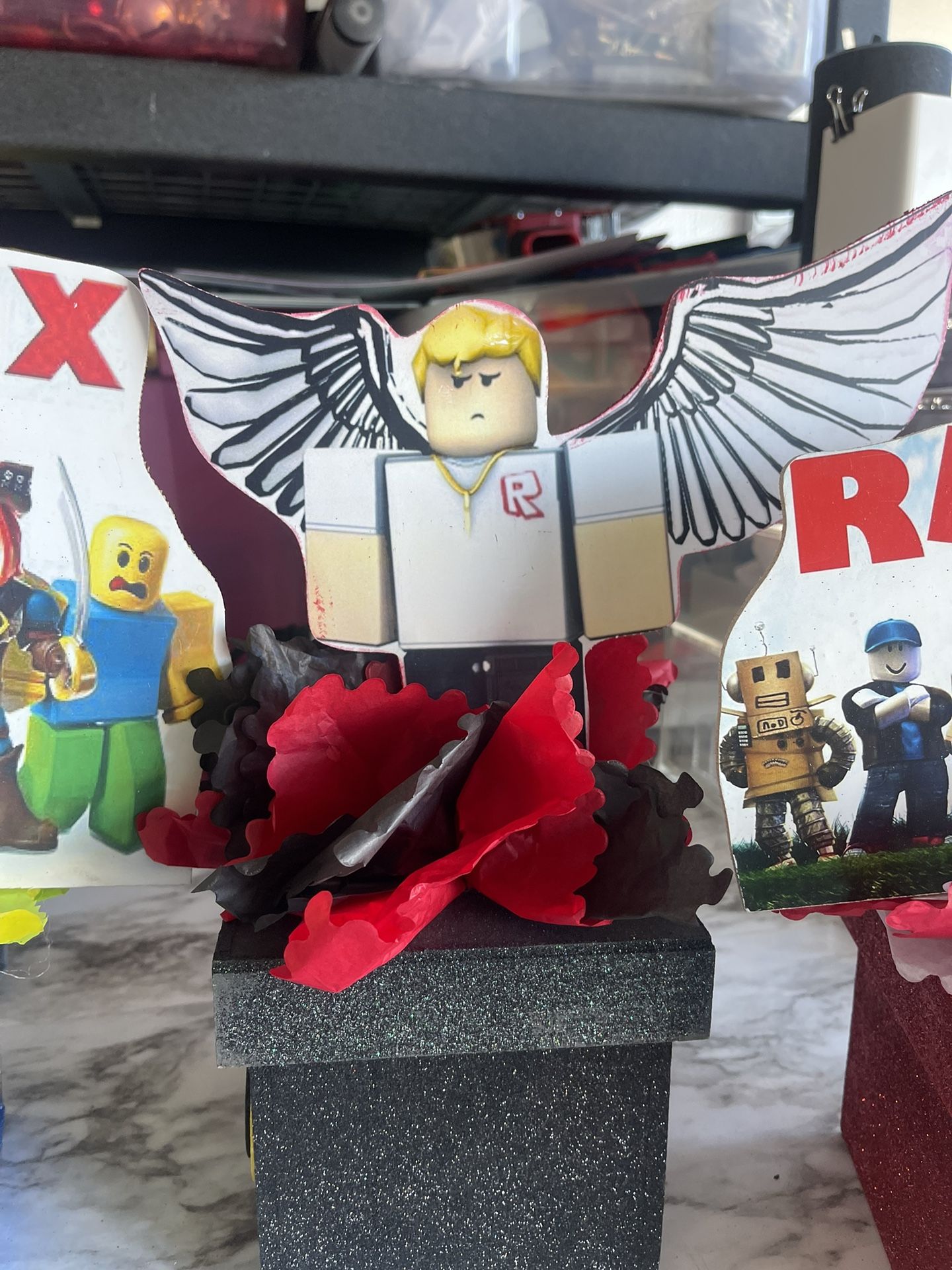 Roblox Centerpieces 