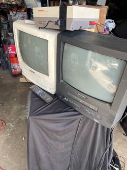 Panasonic PV-C1350W 13” CRT TV Retro Gaming TV & Sylvania SSC130 crt televisions TV’s working