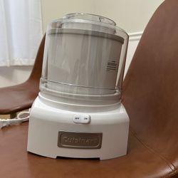 Cuisinart Ice Cream Maker, 1.5 Quart Double Insulated, Sorbet and Frozen Yogurt Maker, Ready in 20 Minutes, ICE-21P1, White