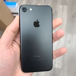 IPHONE 7..128GB. TMOBILE AND METRO PCS
