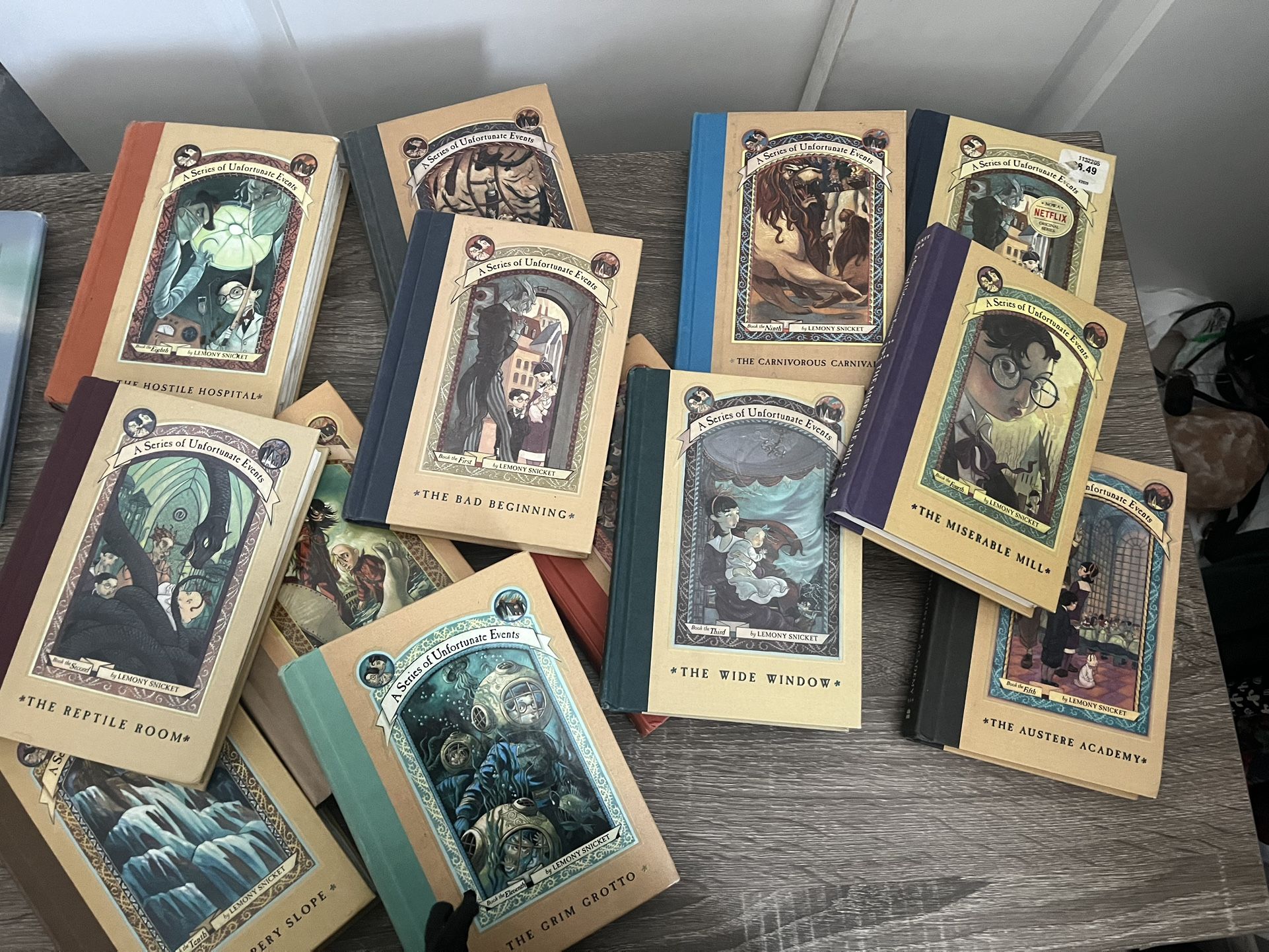 A Series of Unfortunate Events Book Set – 12 of 13 Books (Duplicate of Book 1)