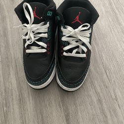 The controllers are Both 40 The Shoes Are Both 60 and The Sweater Is 80 And The Outfit Is 20 is 80