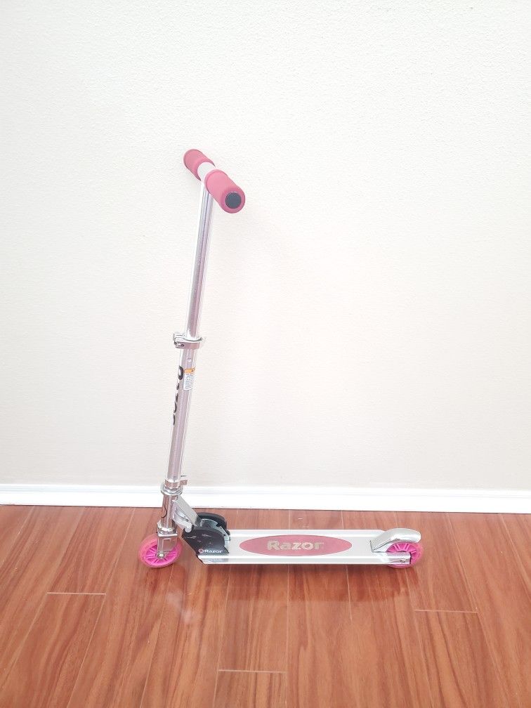 Pink Kids Razor Scooter