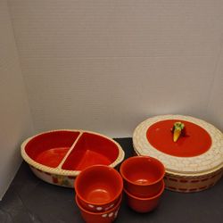 Christmas-themed Table Items 