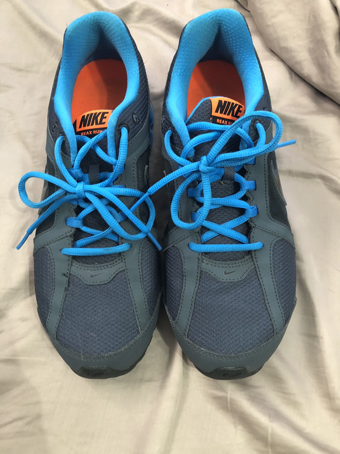 Nikes Men’s 8.5. Like new