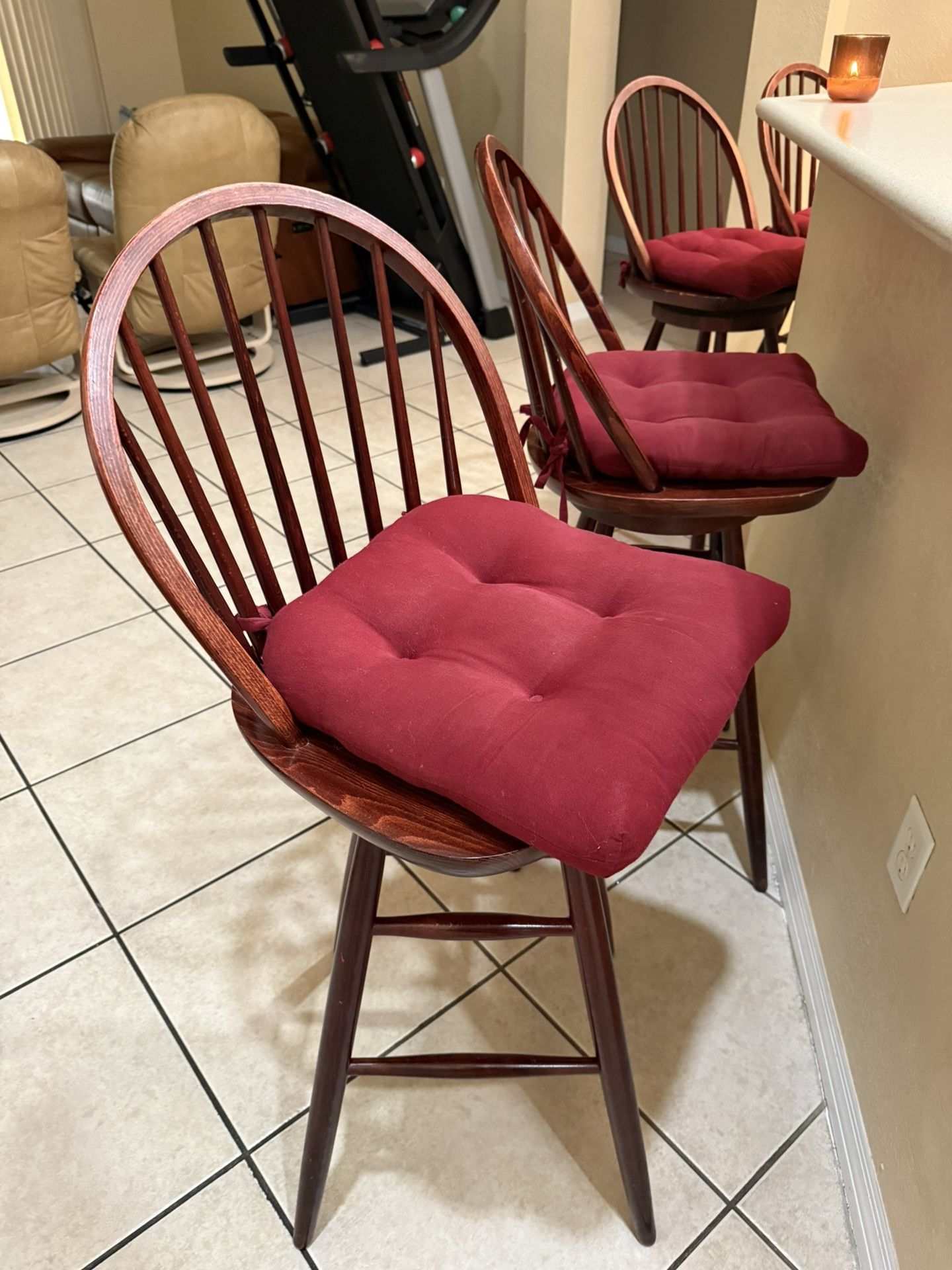 4 Tall Counter Stools 