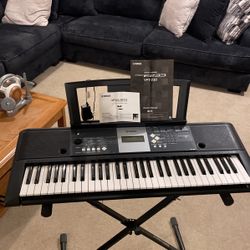 Yamaha Digital Keyboard