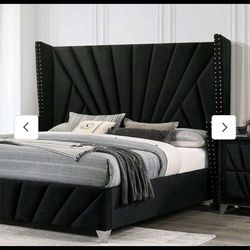 Cal King Bed Set With 2 Nightstands