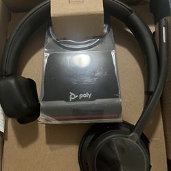 Poly Voyager 4310 Uc Wireless Headset. 