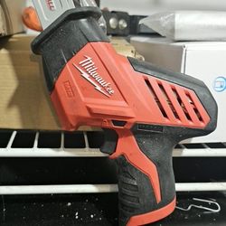 m12 12v. hackzall.  milwaukee