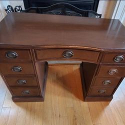 Mahagony Desk Seven Drawers