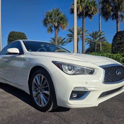 Infiniti Q 50