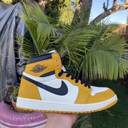 Jordan 1 High Yellow Ochre
