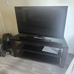 Tv And Glass Counsel Table 