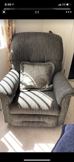 Lazy boy style chair