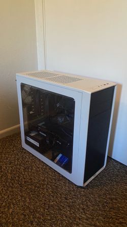 Custom Built Gaming-PC, and Headset, keyboard and Mouse