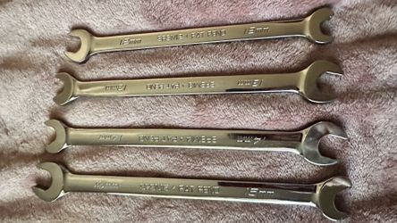 Snap on and Mac tools