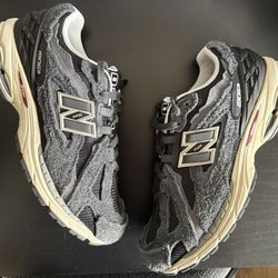 New Balance 1906 Protection Pack size 9