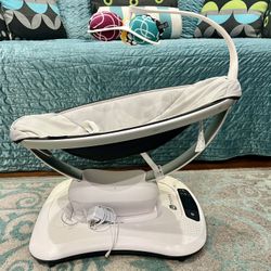 4moms Mamaroo Swing
