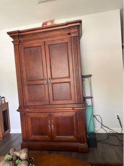 Tv stand