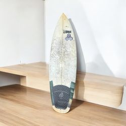 Surfboard 5’8 Channel Islands “Neck Beard”
