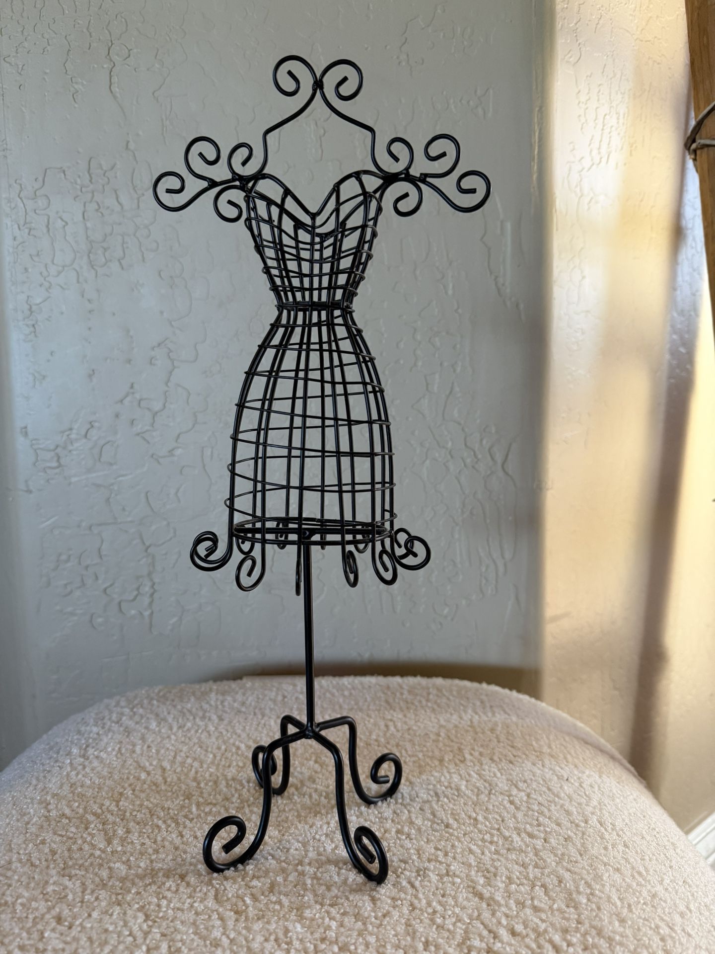 Jewelry Holder Organizer **LIKE NEW**