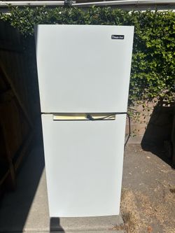 Magic Chef Fridge