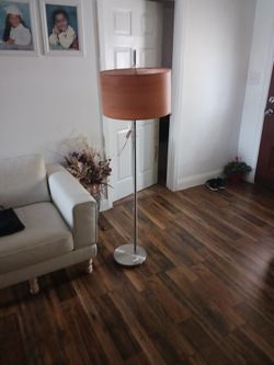 Lamp / Lanpara