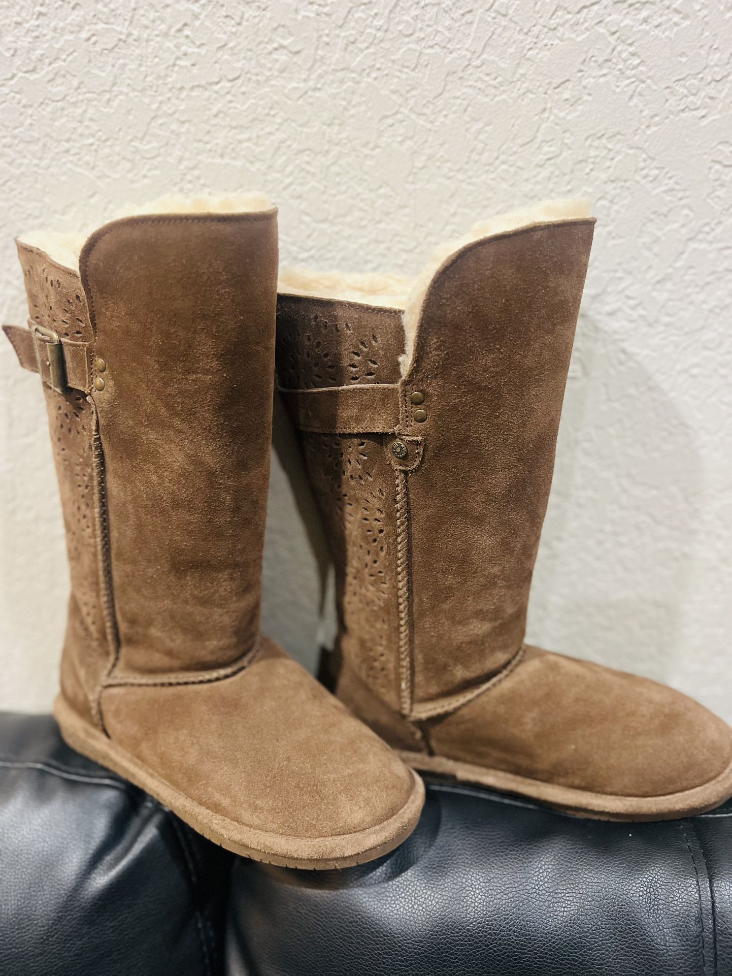 BEARPAW SUEDE LEATHER TALL WOMEN'S “NEVER WET” BOOTS, Brown Color