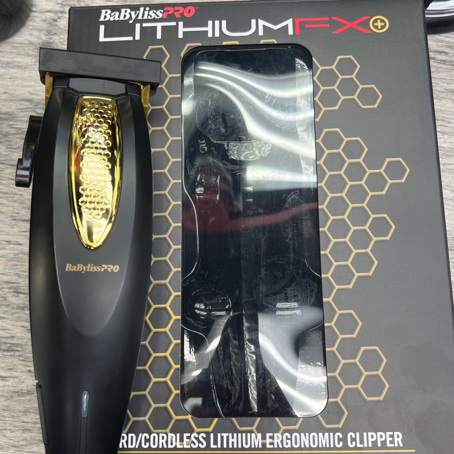 Wahl Babyliss Andis Jrl Clippers Trimmers for Sale in Riverside, CA