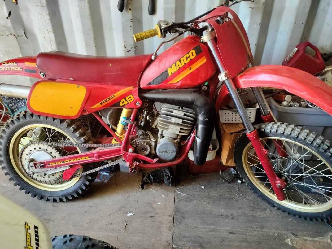 Running Maico 490 Sand Spider 1983 Motorcycle Dirtbike