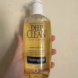 Neutrogena Deep Clean Daily Facial Cleanser with Beta Hydroxy Acid for Normal to Oily Skin Brand New
