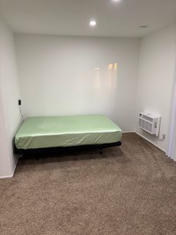 Adjustable Queen Sized Bed with Remote