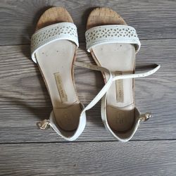 Dana Buchman Flat Shoes