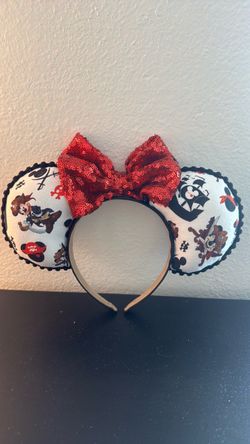 Disney Mickey Mouse pirate ears