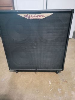Ashdown 4 x 10 bass cabinet