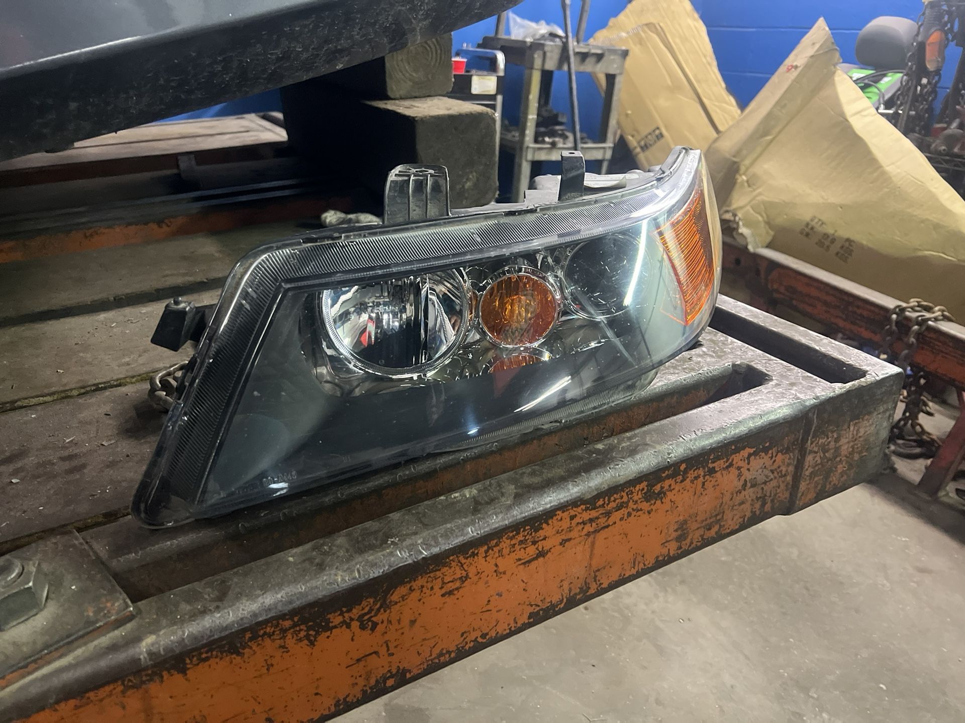2006 Acura TSX Driver Side HID Headlight