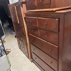 Dresser,nightstand And Chest With Mirror 