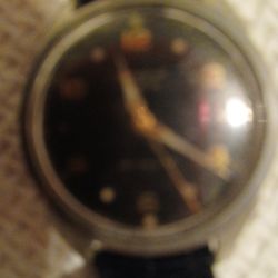 1950 South winding bin rust military issue watch.