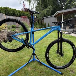 Kona Mountain Bike Medium 