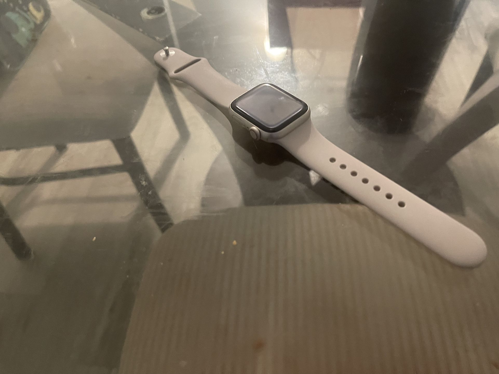 Apple Watch New SE 2 Electronics & Media