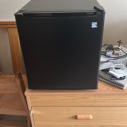 Kenmore Mini fridge And Samsung Tv