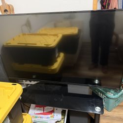 Smart TV Vizio Tv +stand Flatscreen And Entertainment Center