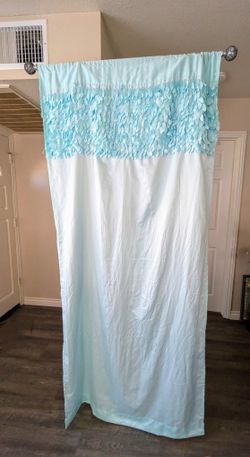 Sea Foam Ruffle Curtain Set
